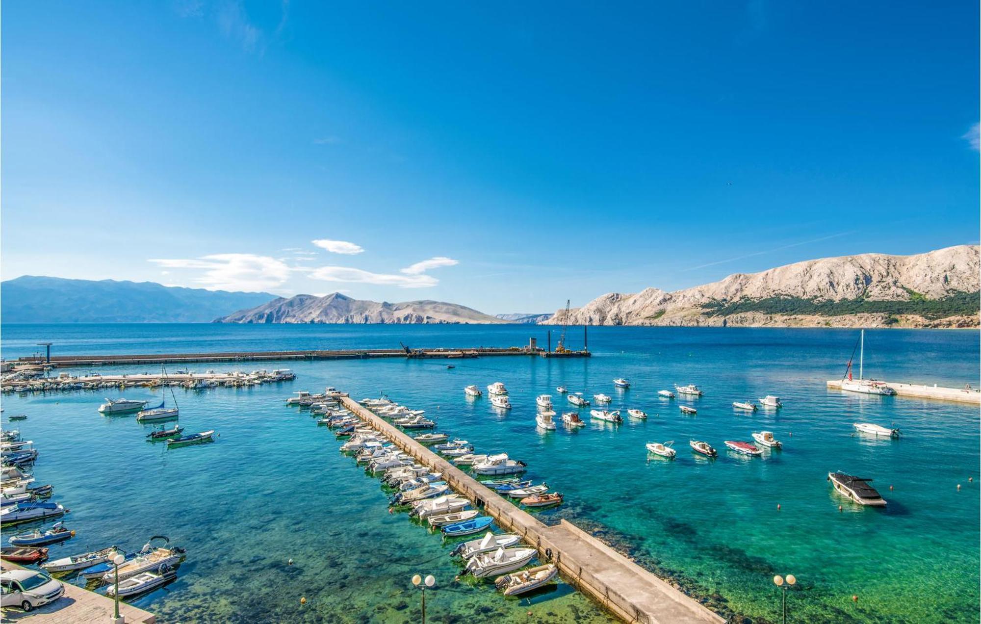 2 Bedroom Gorgeous Home In Baska 外观 照片