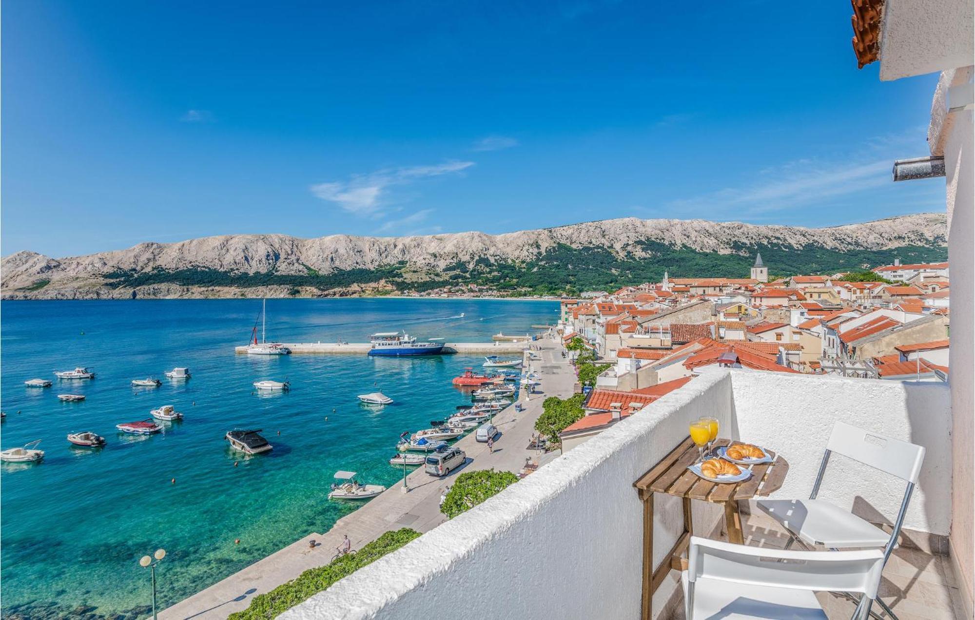 2 Bedroom Gorgeous Home In Baska 外观 照片