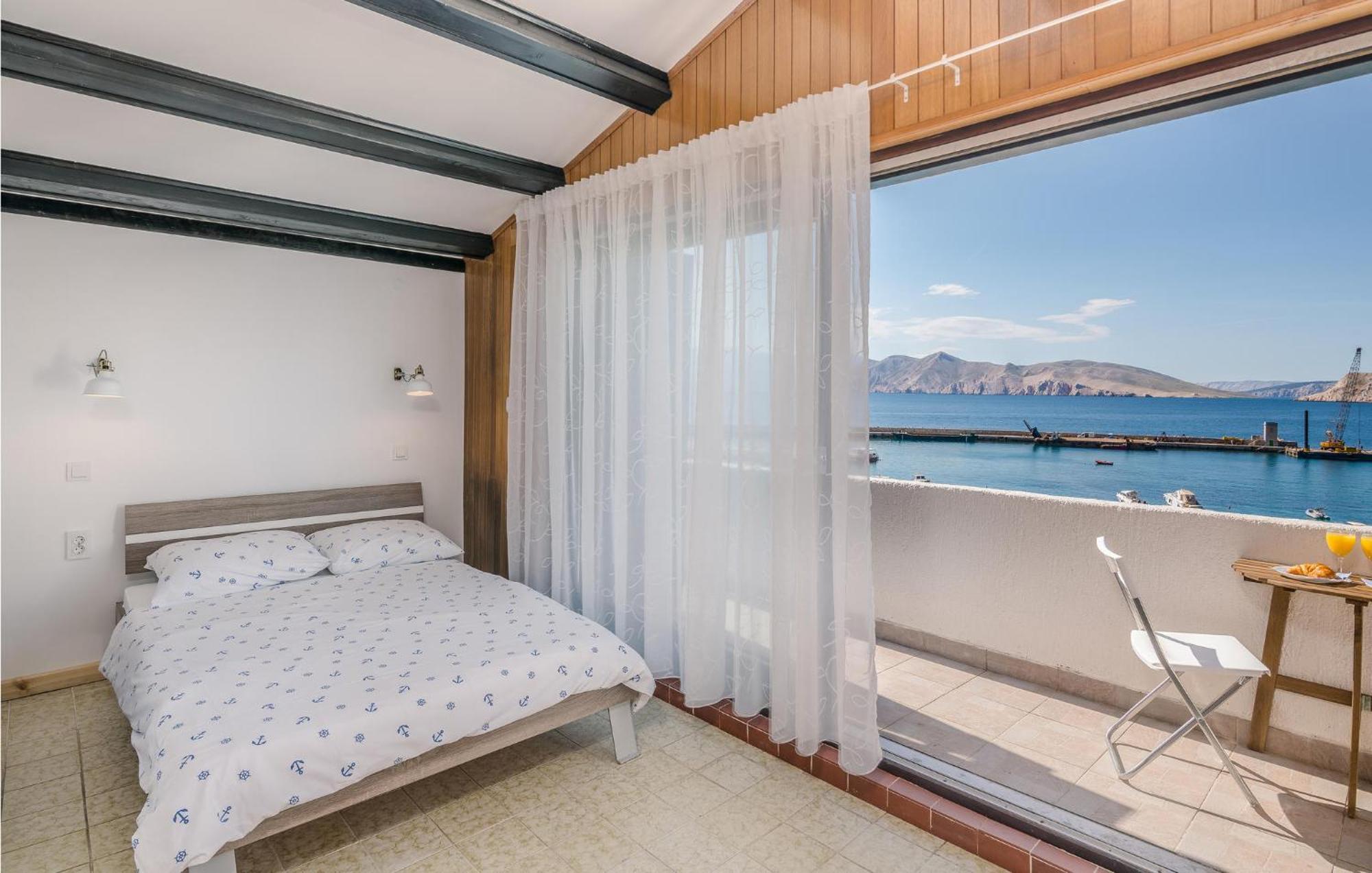 2 Bedroom Gorgeous Home In Baska 外观 照片